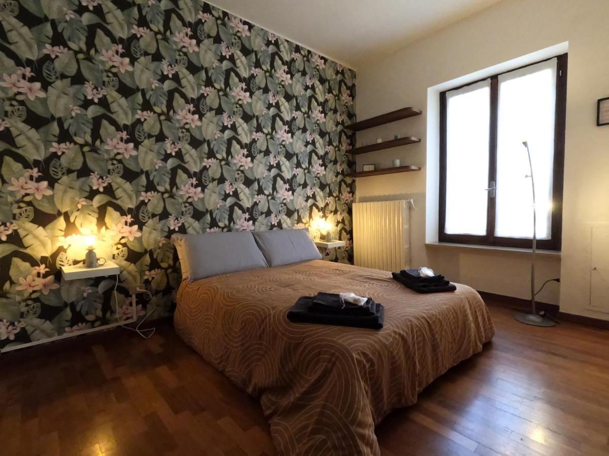 Centro Storico-Dimora Con Terrazza- Wi-Fi E Ac Apartamento Asti Exterior foto