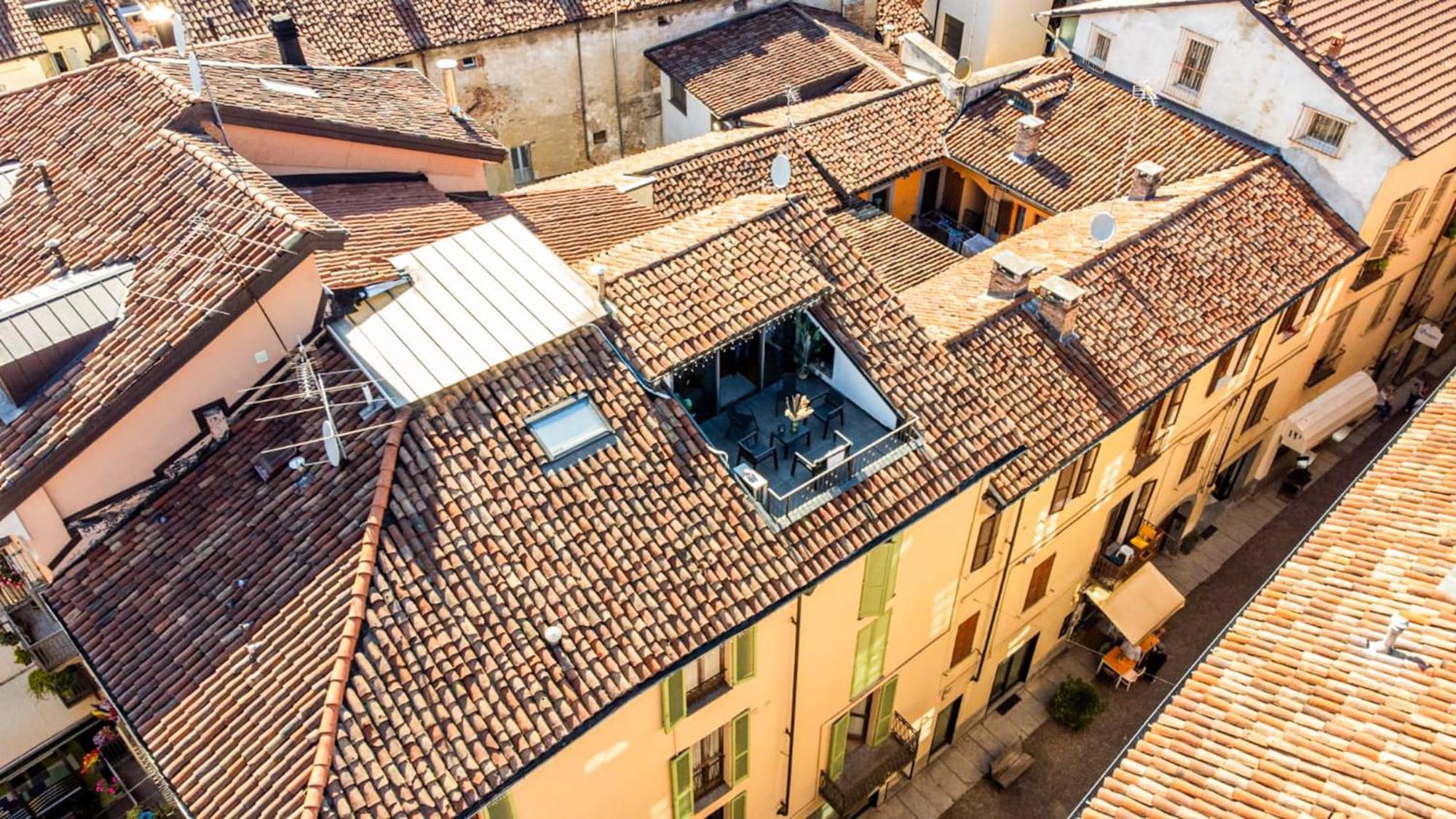 Centro Storico-Dimora Con Terrazza- Wi-Fi E Ac Apartamento Asti Exterior foto