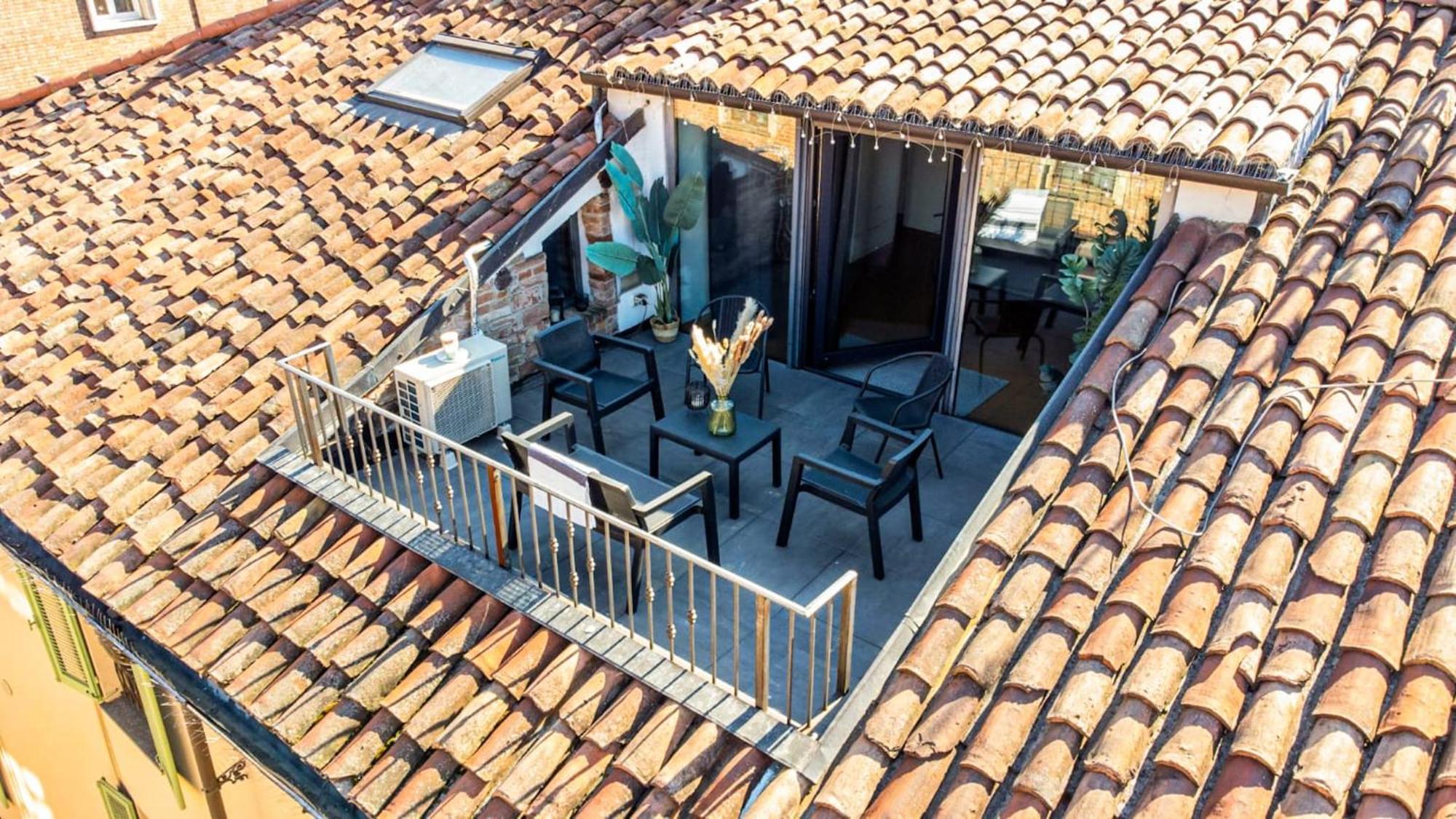 Centro Storico-Dimora Con Terrazza- Wi-Fi E Ac Apartamento Asti Exterior foto